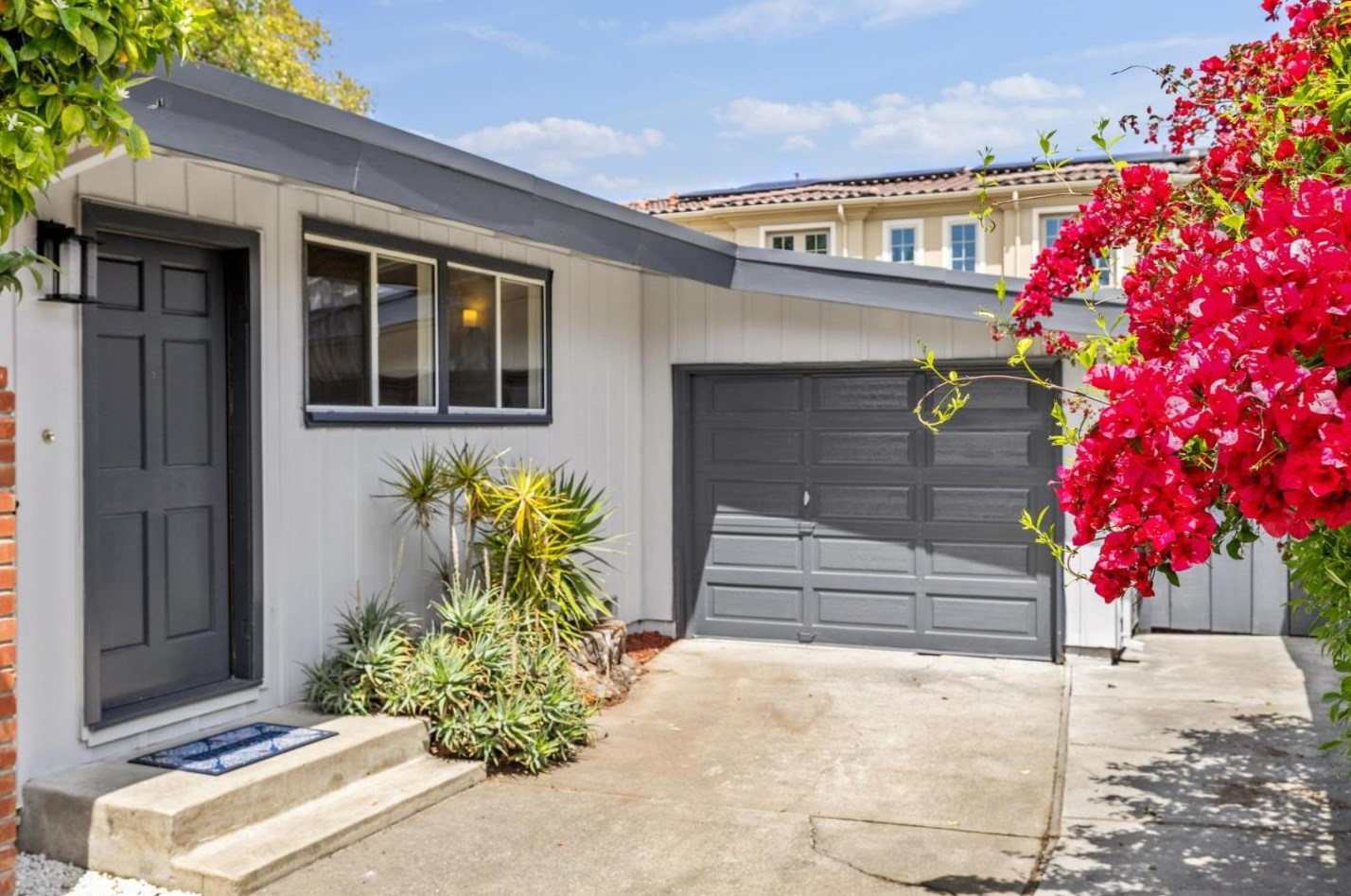 311 Eaglewood Ave, Sunnyvale, CA 94085-3665