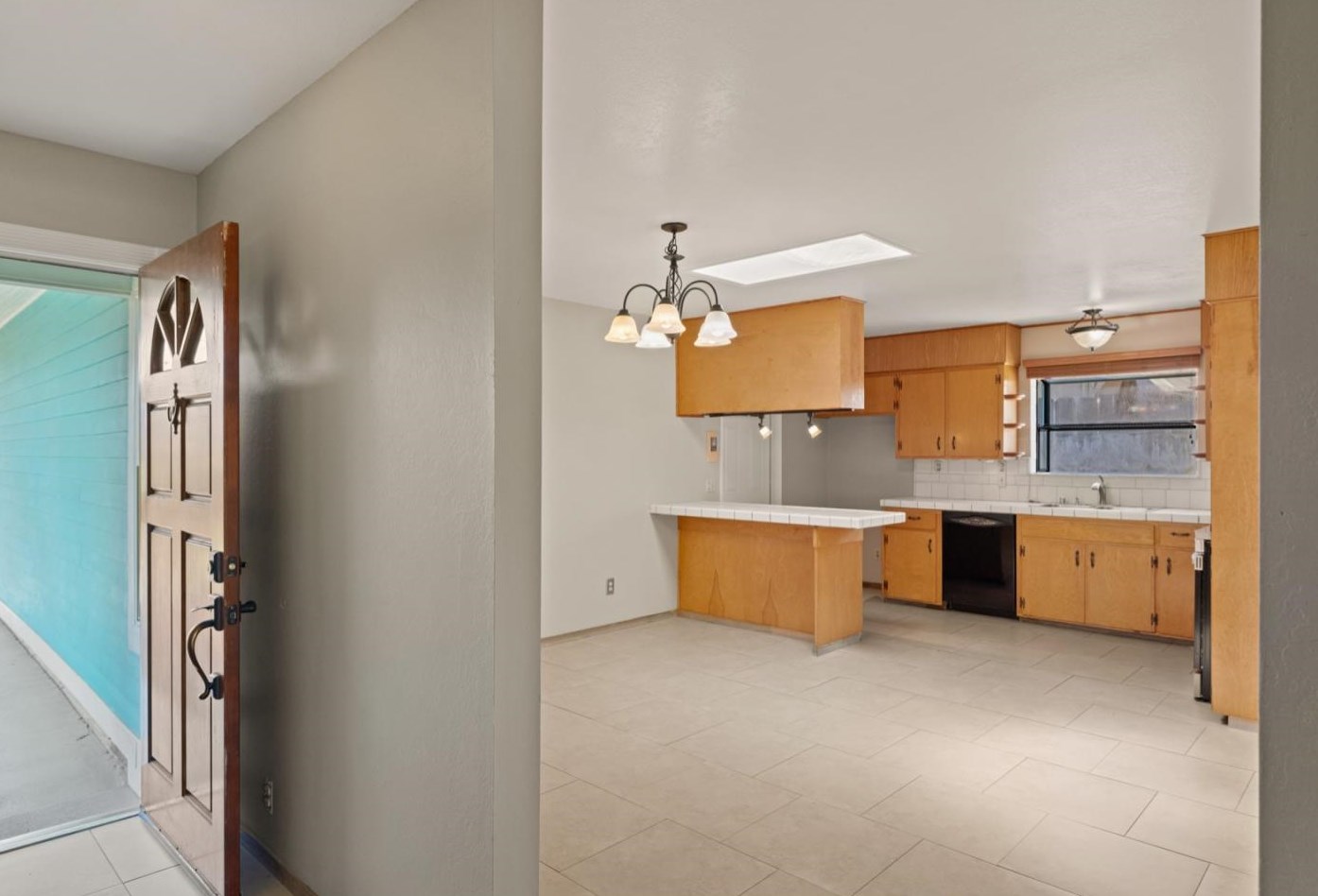 296 Whitney Pl, Marina, CA 93933