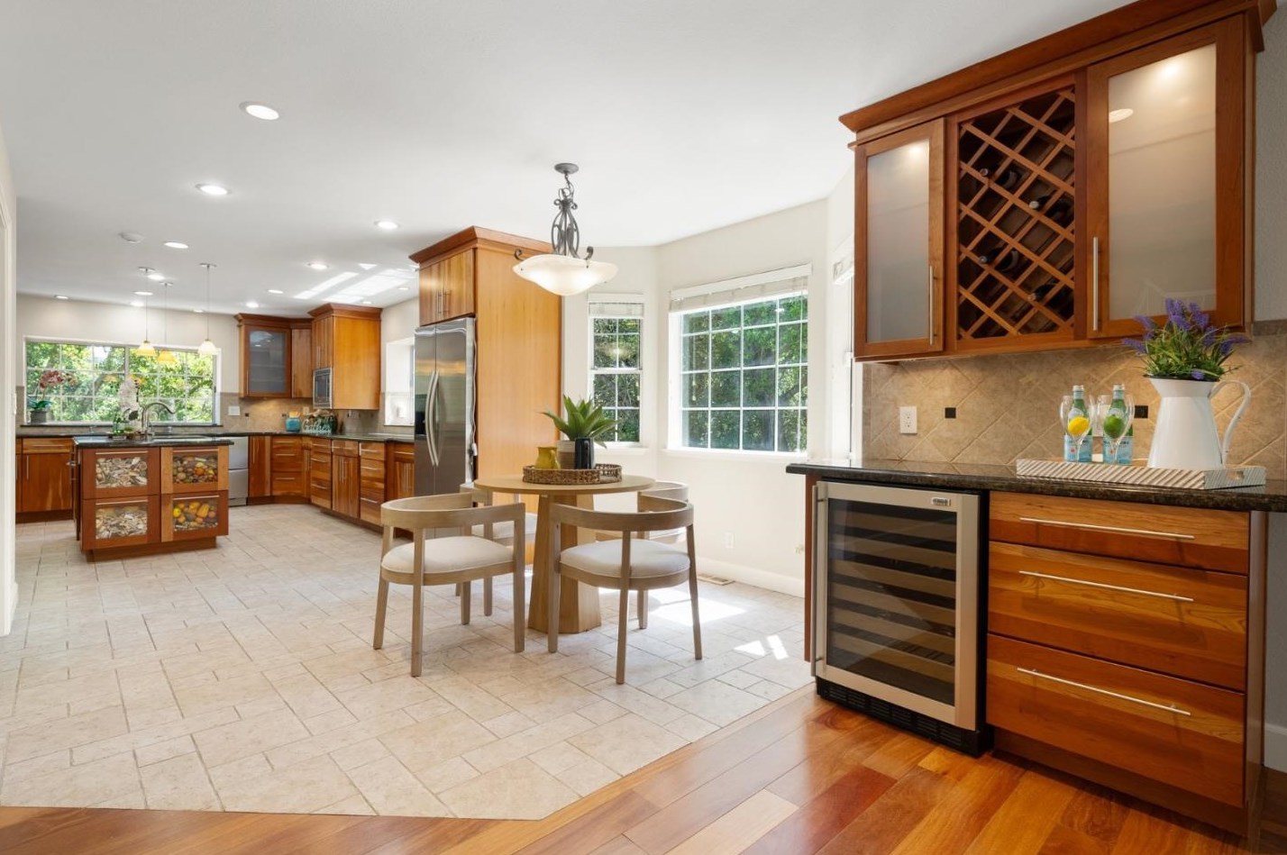 21720 Villa Oaks Ln, Saratoga CA  95070-9741 exterior