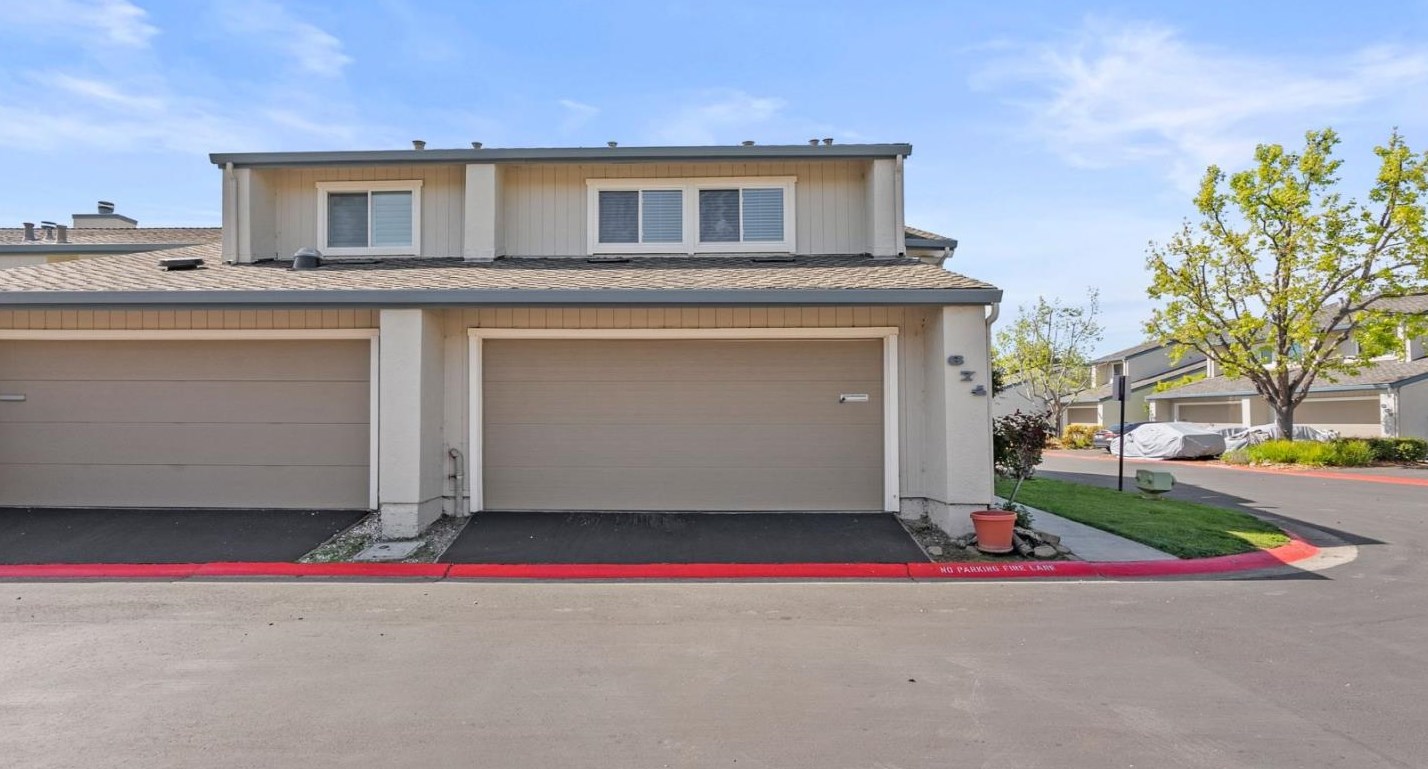 674 Libra Ln, San Mateo, CA 94404-2760