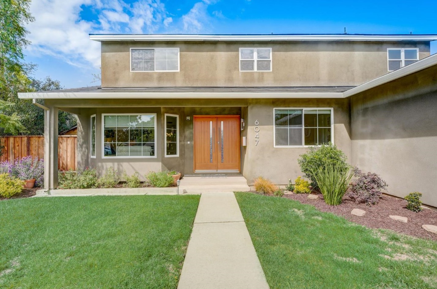 6047 Ostenberg Dr, San Jose, CA 95120