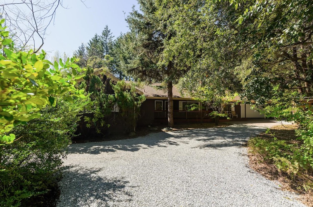 20 Braemoor Dr, Santa Cruz, CA 95060-9670