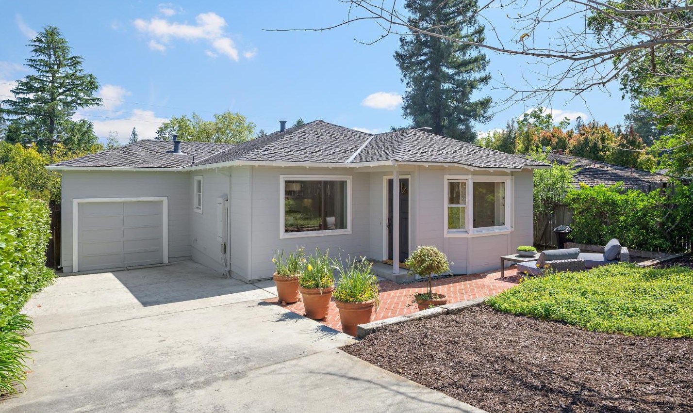 2103 Santa Cruz Ave, Menlo Park, CA 94025