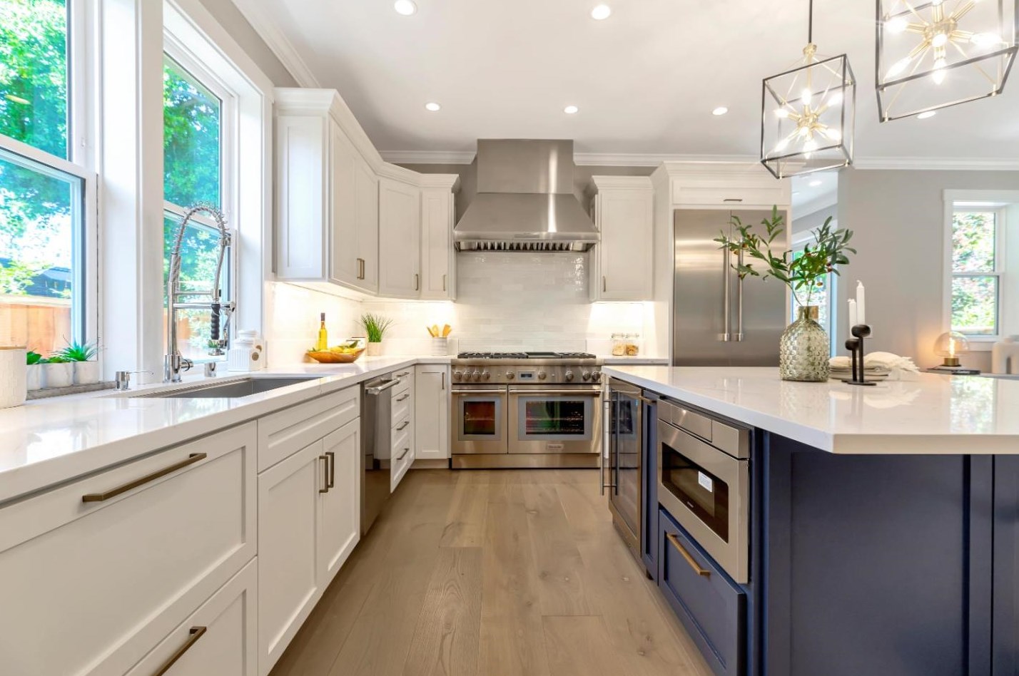 1125 Byron St, Palo Alto CA  94301-3211 exterior