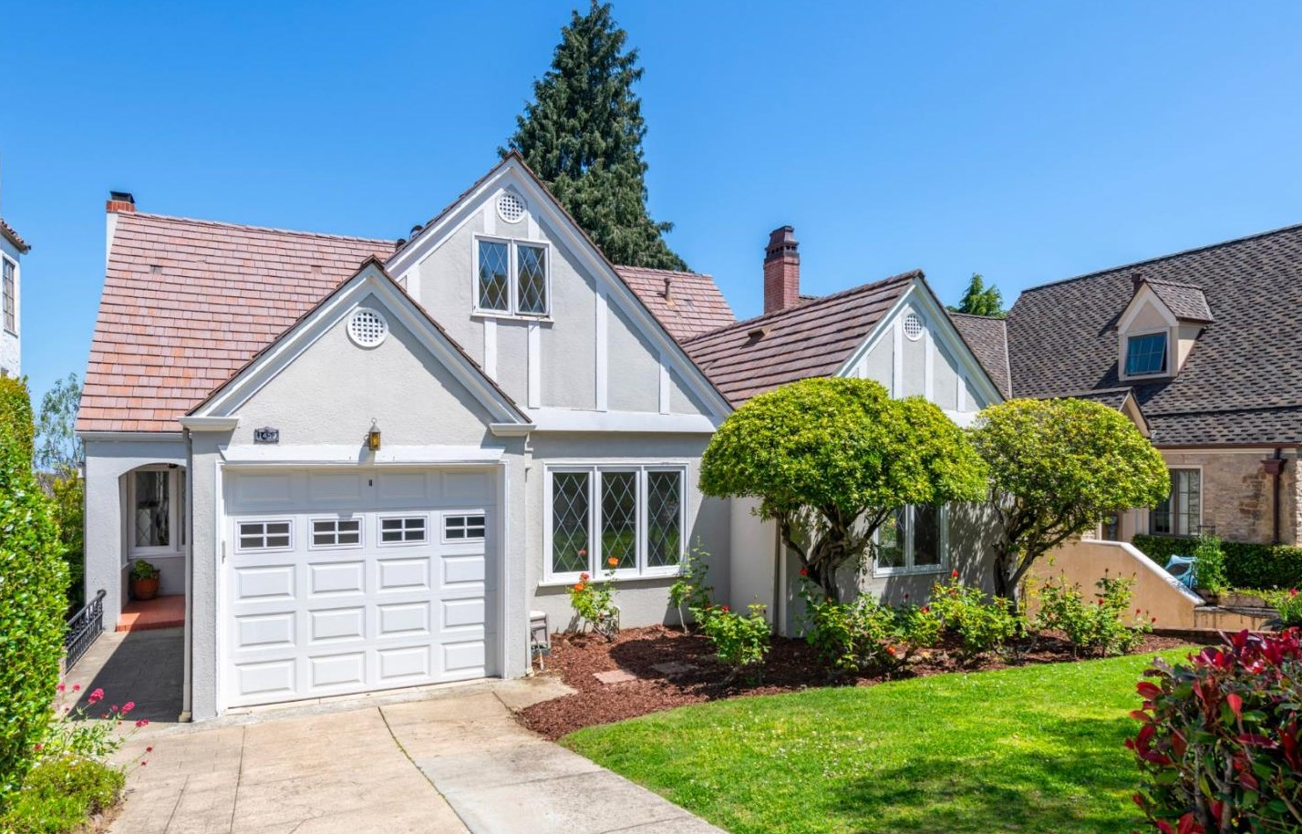 1450 Alvarado Ave, Burlingame, CA 94010