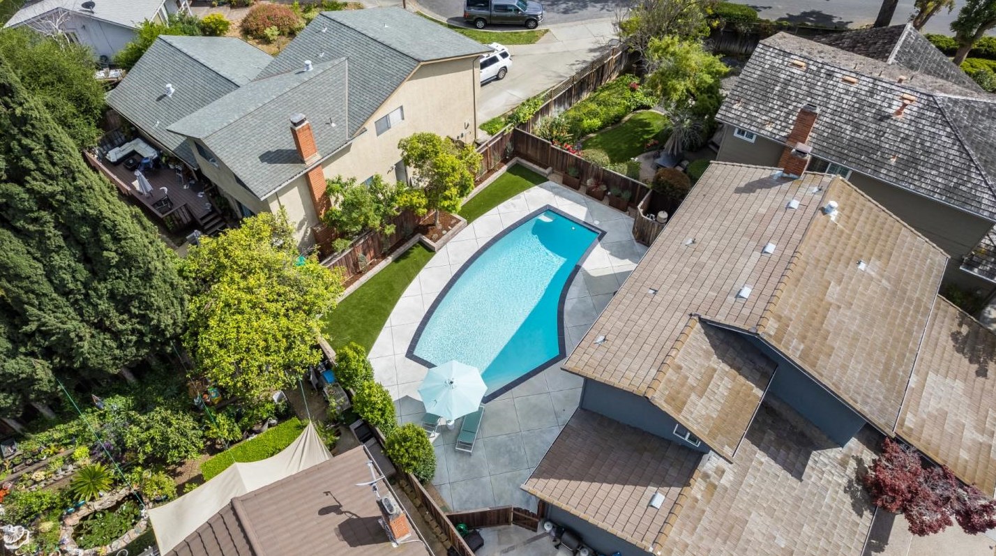3736 Thousand Oaks Dr, San Jose CA  95136-1445 exterior
