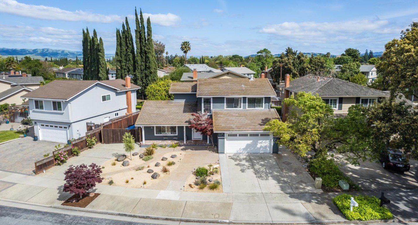 3736 Thousand Oaks Dr, San Jose CA  95136-1445 exterior