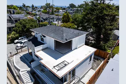 380 Lake Ave, Santa Cruz, CA 95062 - Photo 1