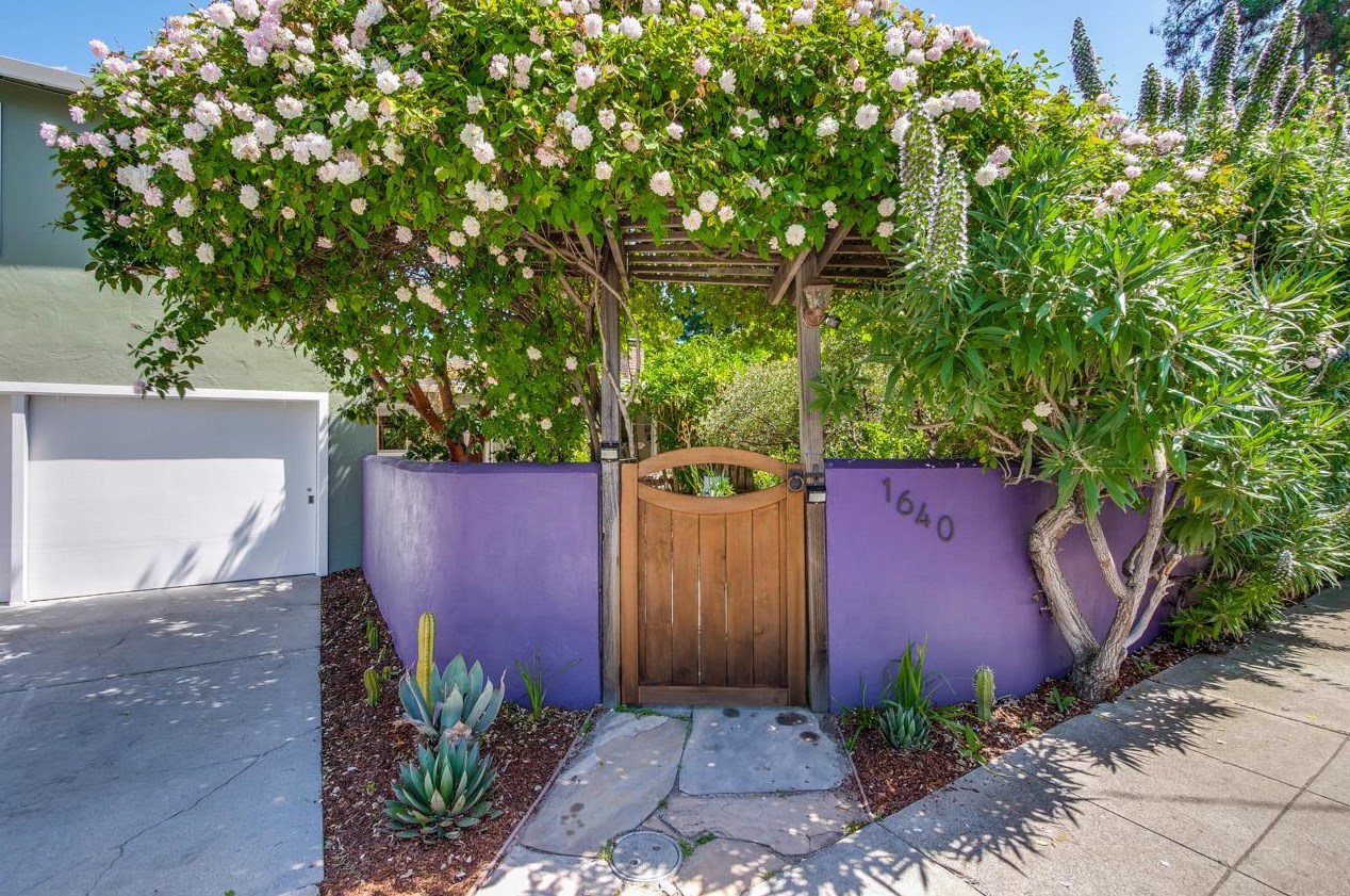 1640 Mercy St, Mountain View, CA 94041