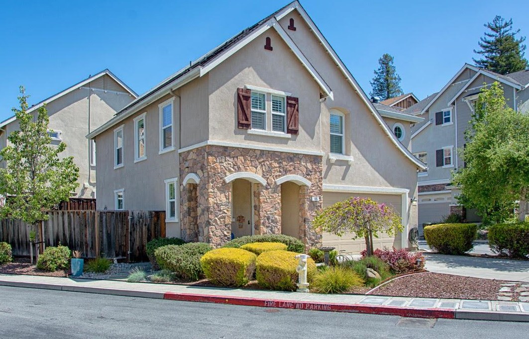 105 Meadowview Ln, Santa Cruz, CA 95060