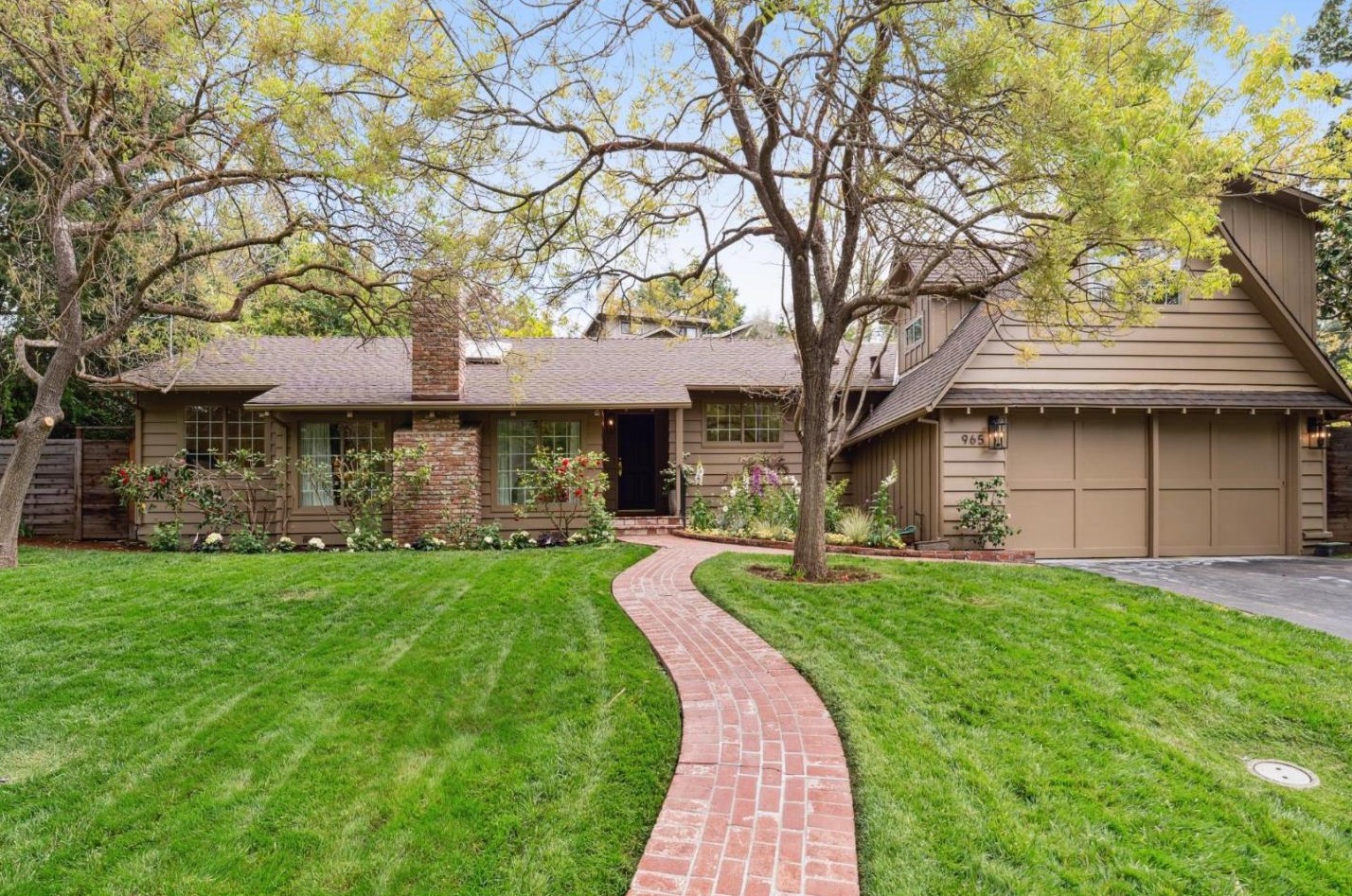 965 Crooked Creek Dr, Los Altos, CA 94024