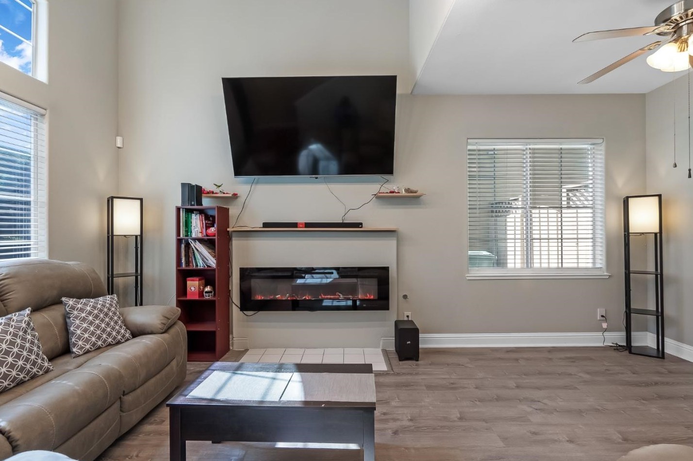 246 Holland Cir, Hollister CA  exterior