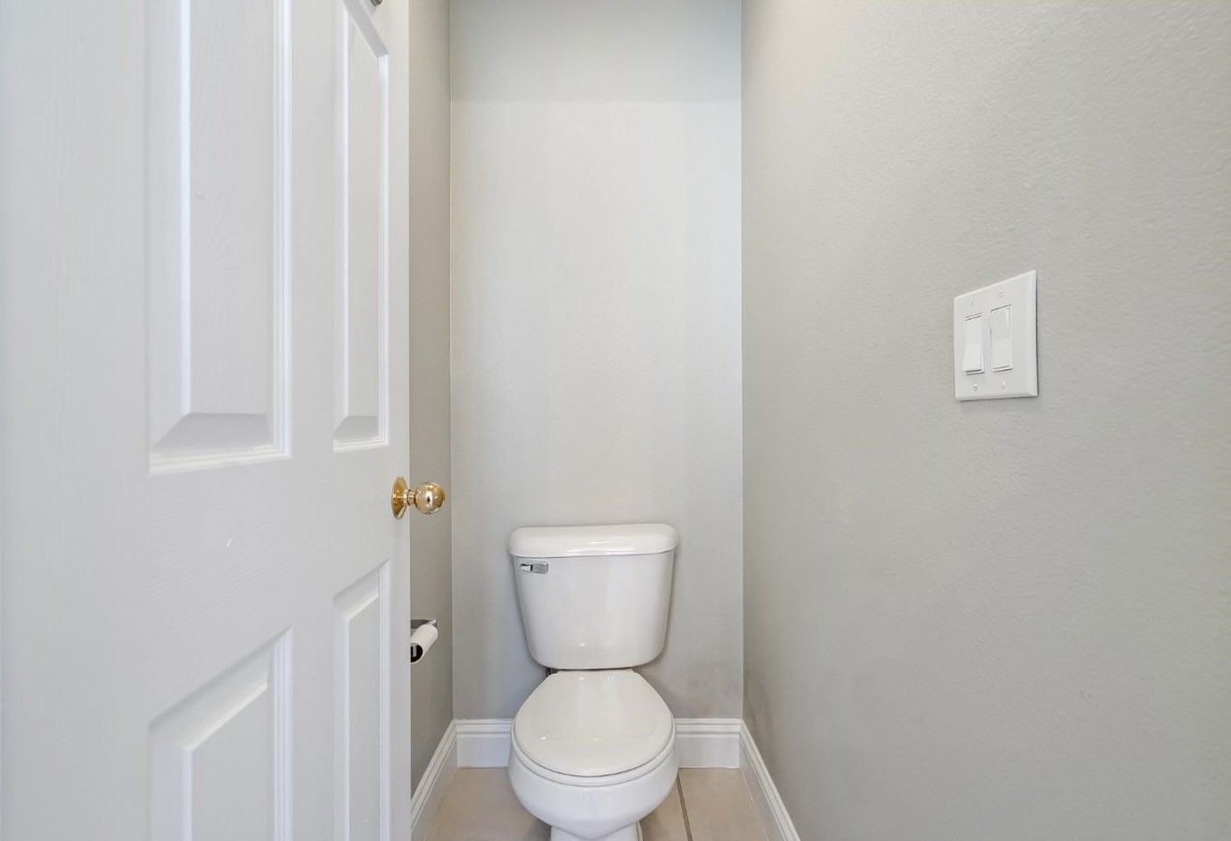 246 Holland Cir, Hollister CA  exterior