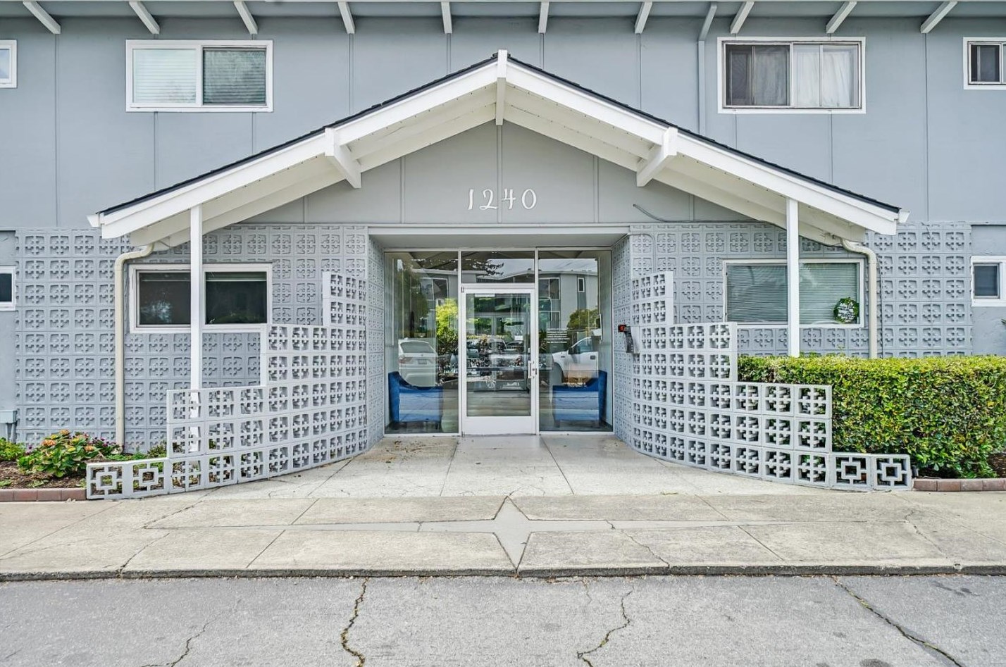 1240 Woodside Rd 16, Redwood City, CA 94061