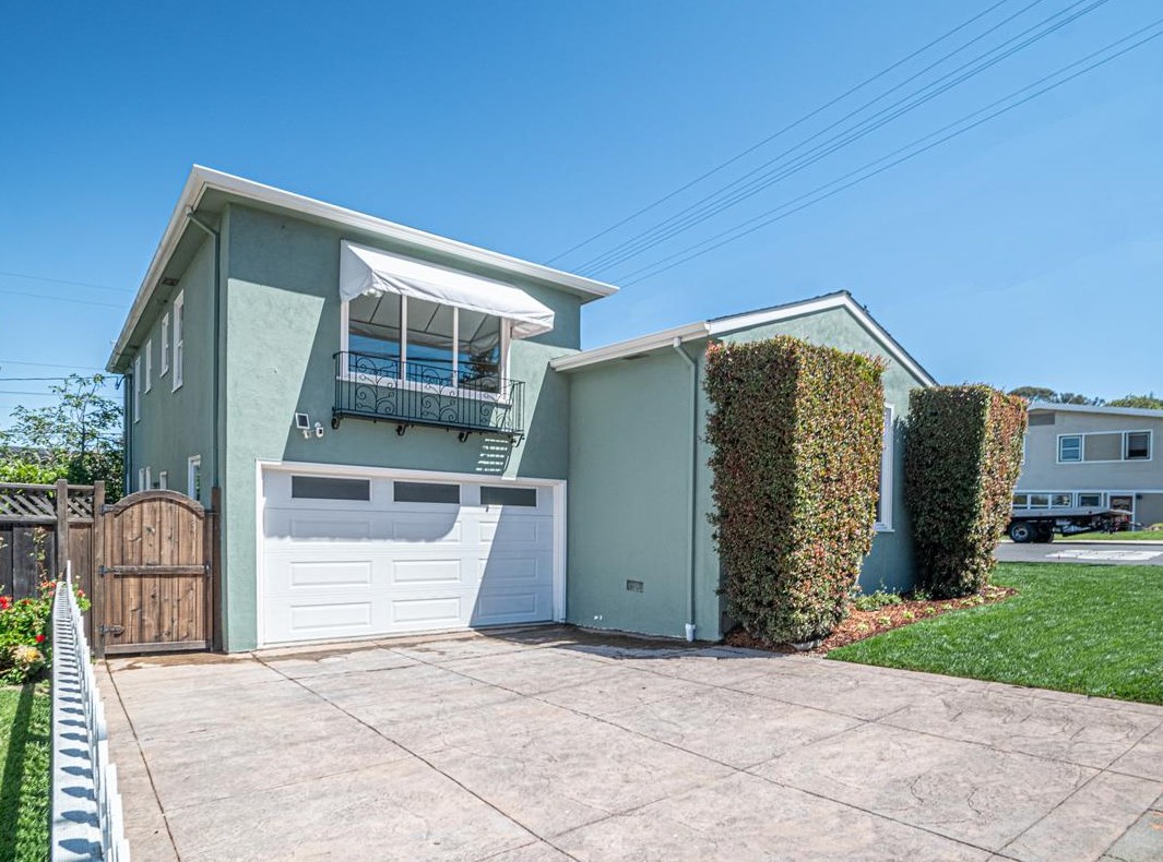 276 37th Ave, San Mateo CA  94403-4325 exterior