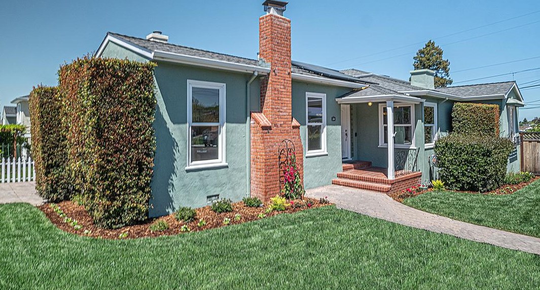 276 37th Ave, San Mateo CA  94403-4325 exterior