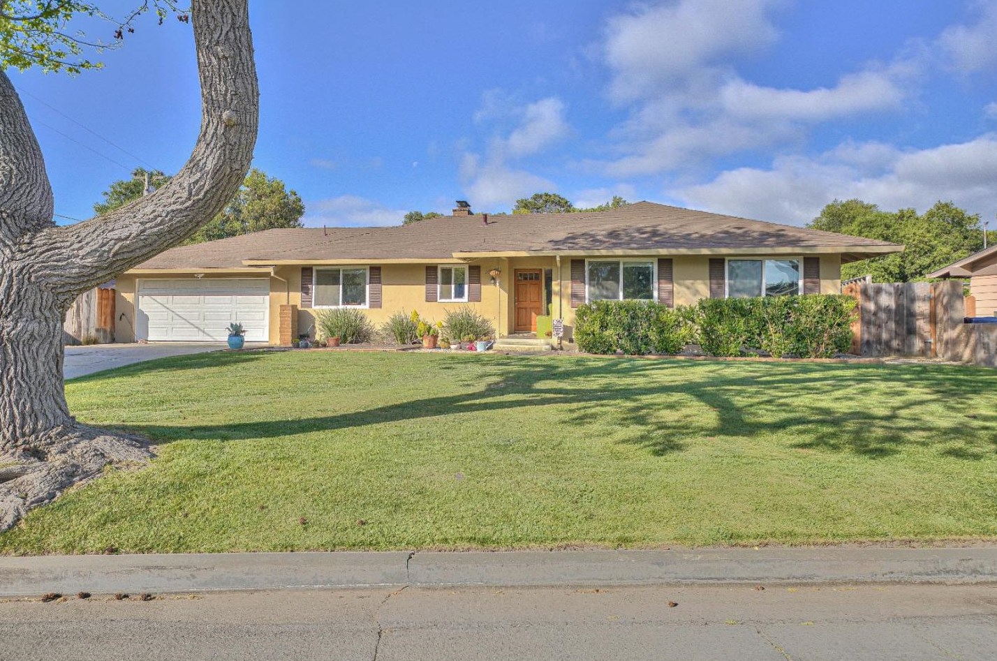 20260 Franciscan Cir, Salinas, CA 93908-1217