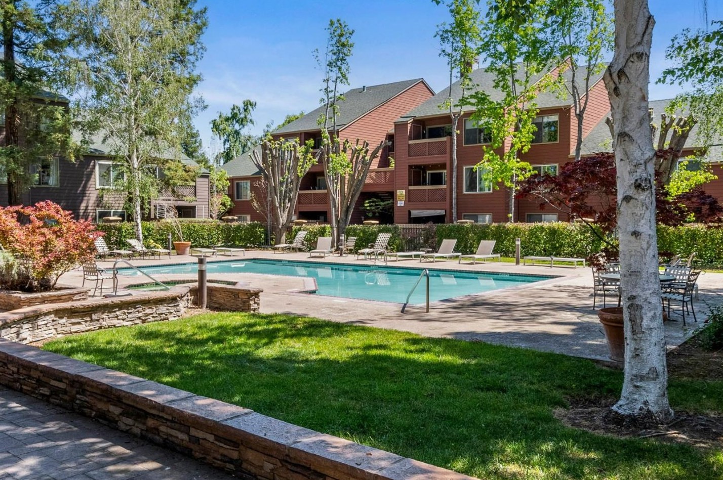 1022 Yarwood Ct, San Jose CA  95128-4726 exterior