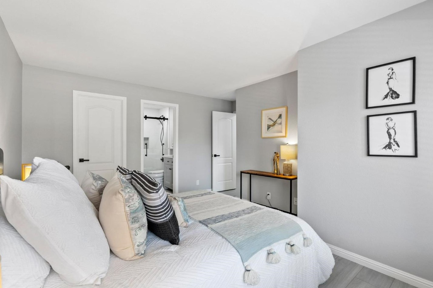 1022 Yarwood Ct, San Jose CA  95128-4726 exterior