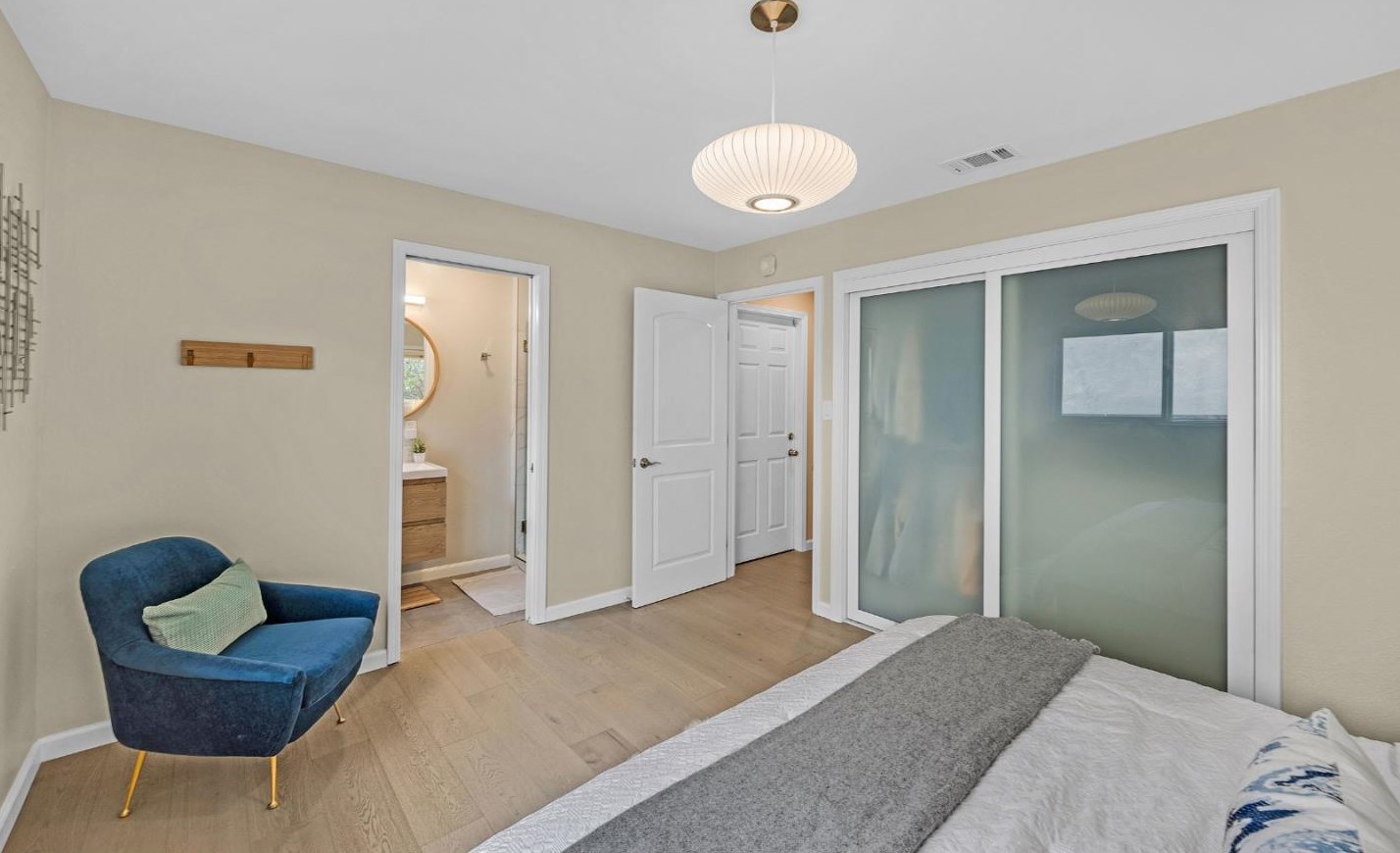 4737 Denevi Dr, San Jose CA  95130-2107 exterior