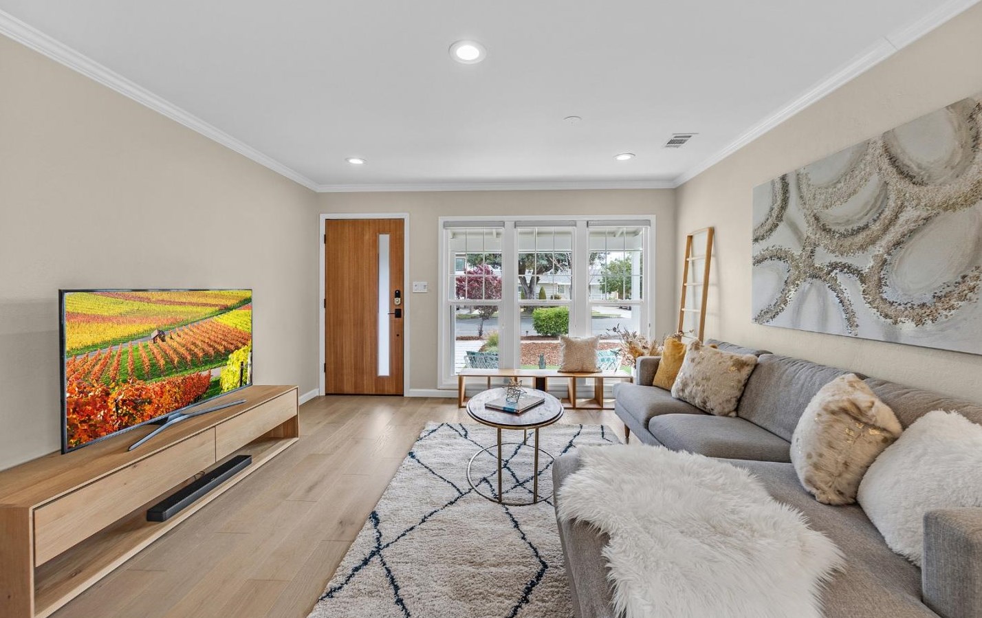 4737 Denevi Dr, San Jose CA  95130-2107 exterior