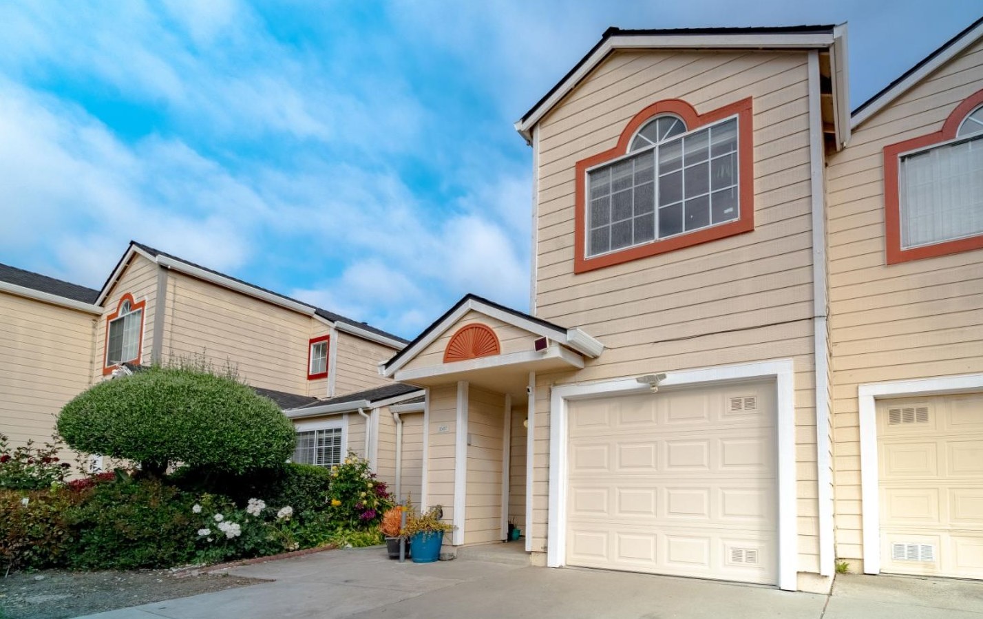 1687 Los Suenos Ave, San Jose, CA 95116-2962