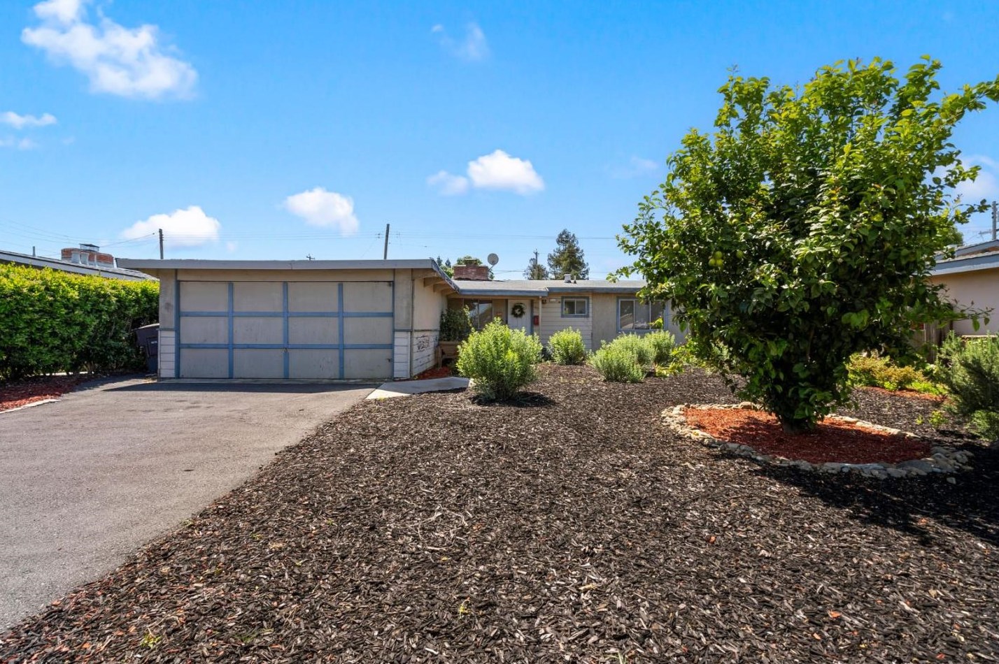 684 Buddlawn Way, Campbell CA  95008-3914 exterior