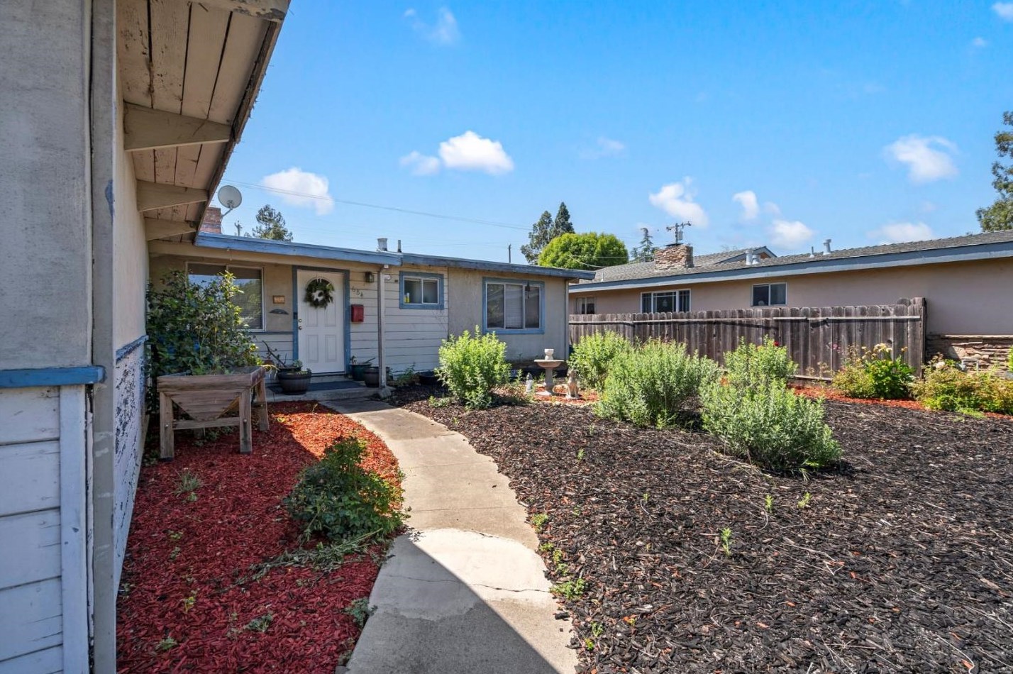 684 Buddlawn Way, Campbell, CA 95008-3914