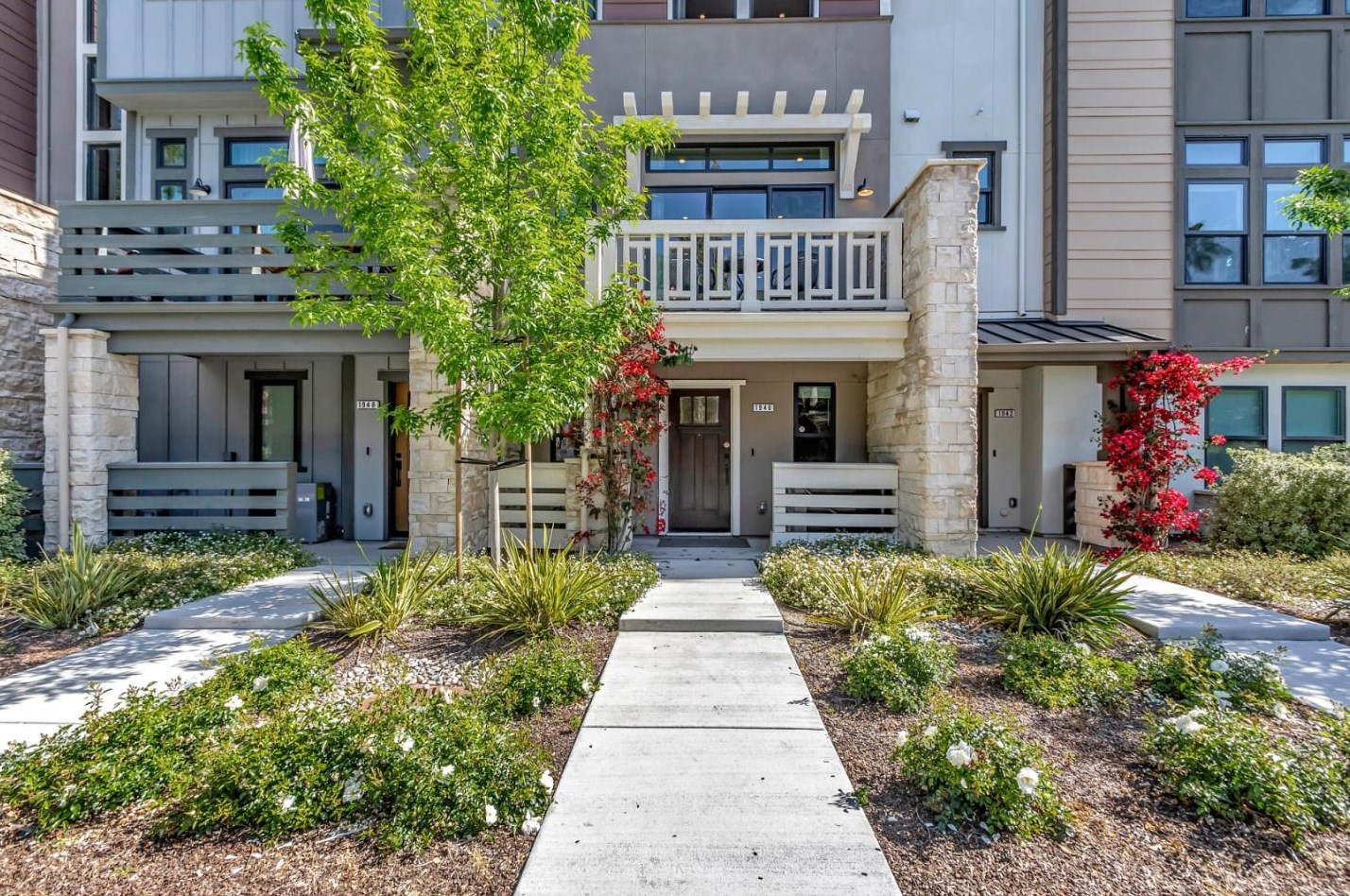 1946 Montecito Ave, Mountain View, CA 94043