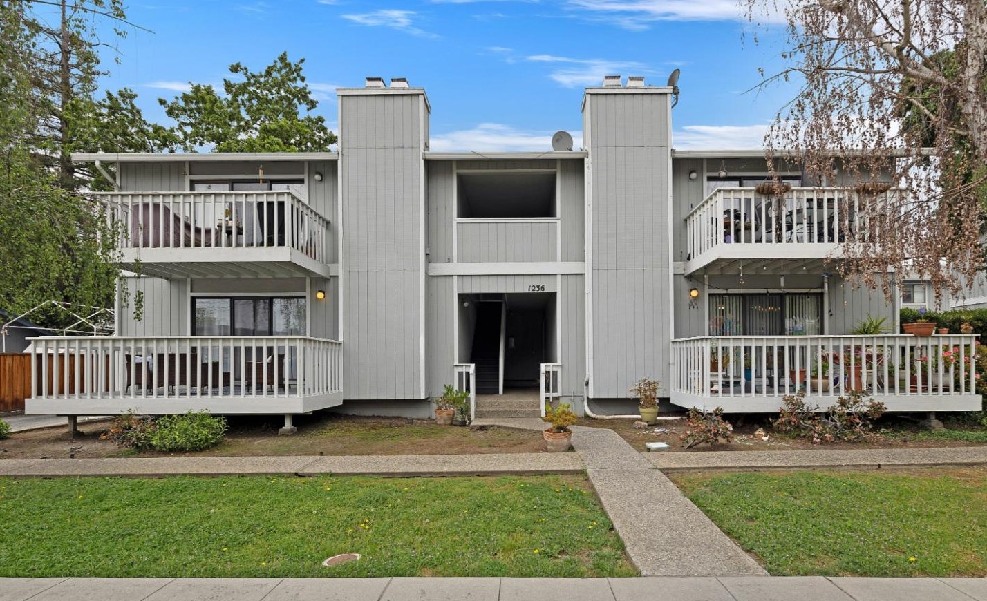 1236 Clinton St 102-b, Redwood City, CA 94061