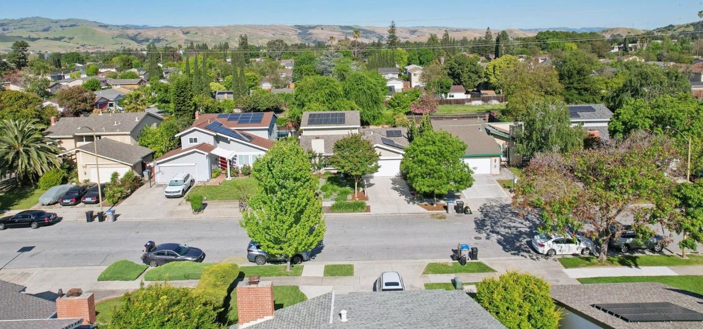6514 Hercus Ct, San Jose CA  95119-1916 exterior