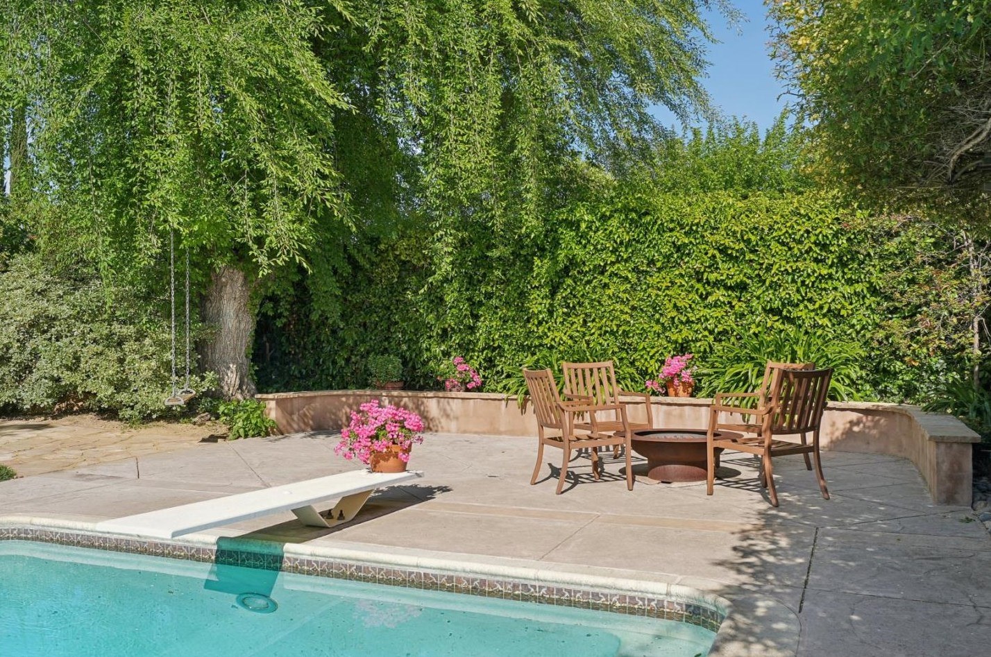 6514 Hercus Ct, San Jose CA  95119-1916 exterior