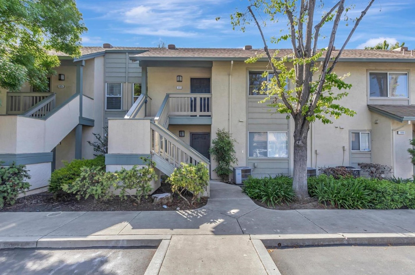 1072 Summerplace Dr, San Jose CA  95122-3366 exterior