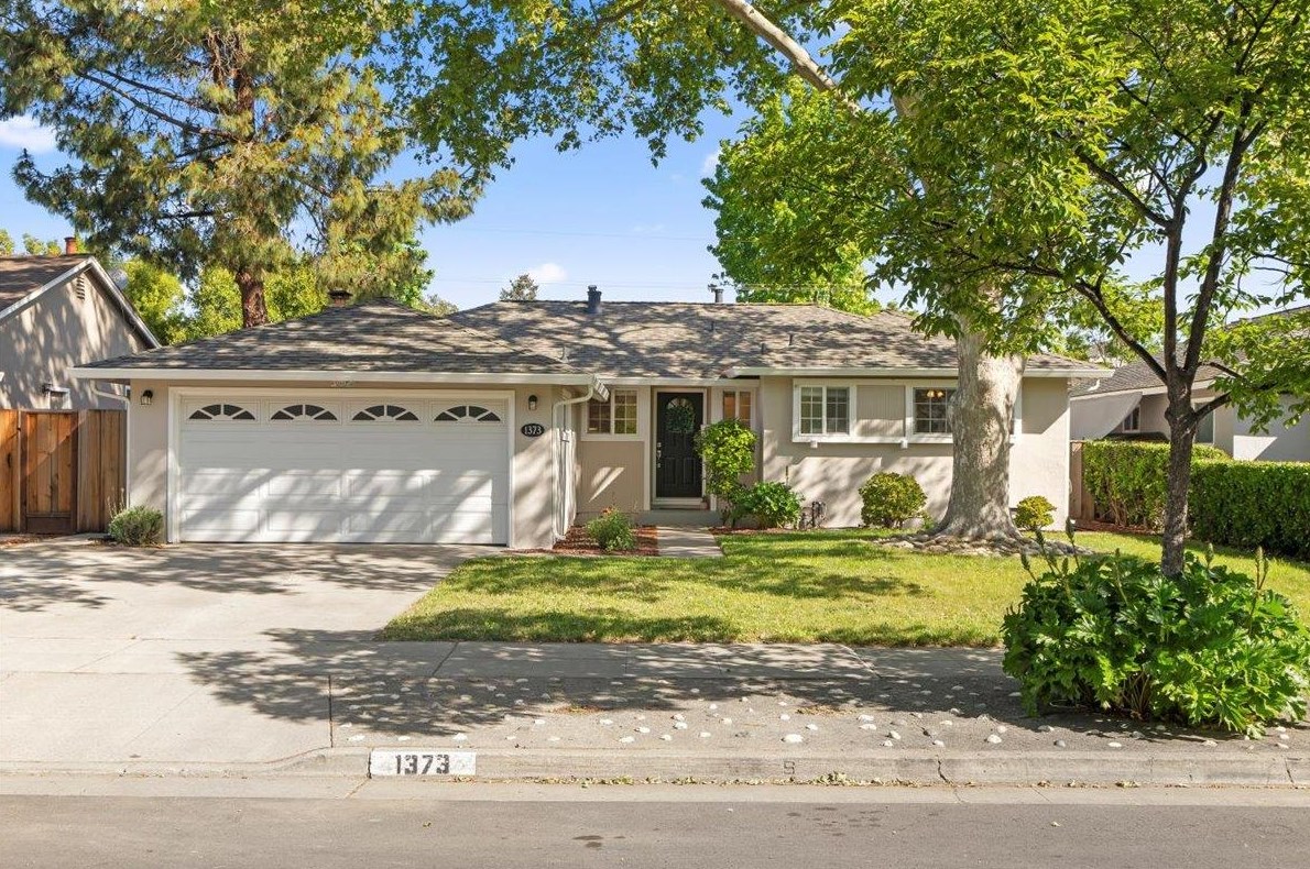 1373 Ridgewood Dr, San Jose, CA 95118-2937