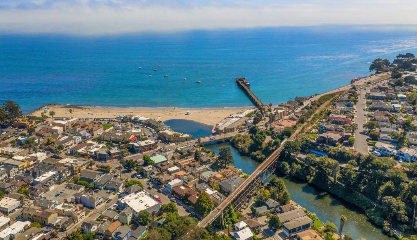 709 Riverview Dr, Capitola CA  95010-2729 exterior