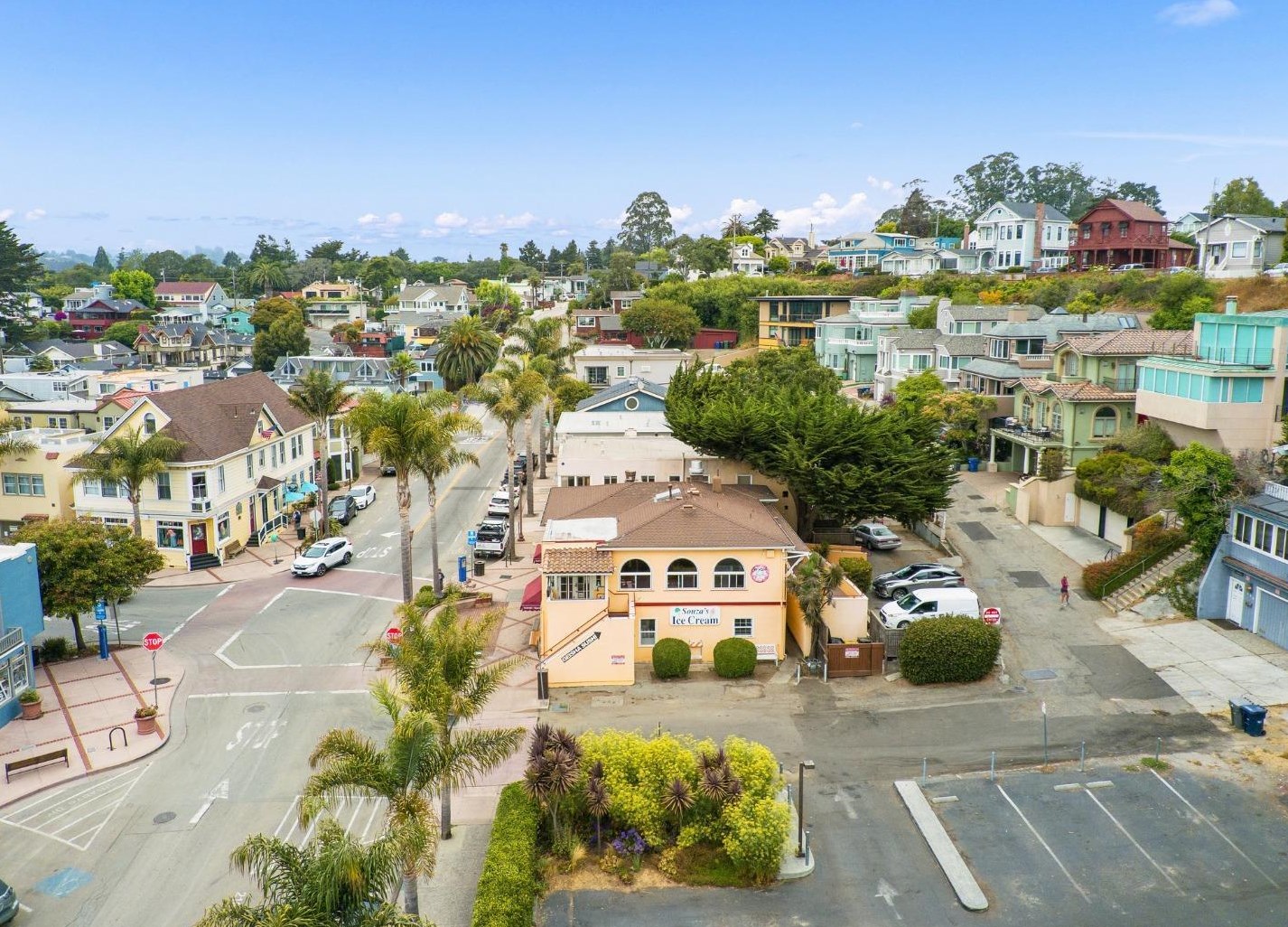 709 Riverview Dr, Capitola CA  95010-2729 exterior