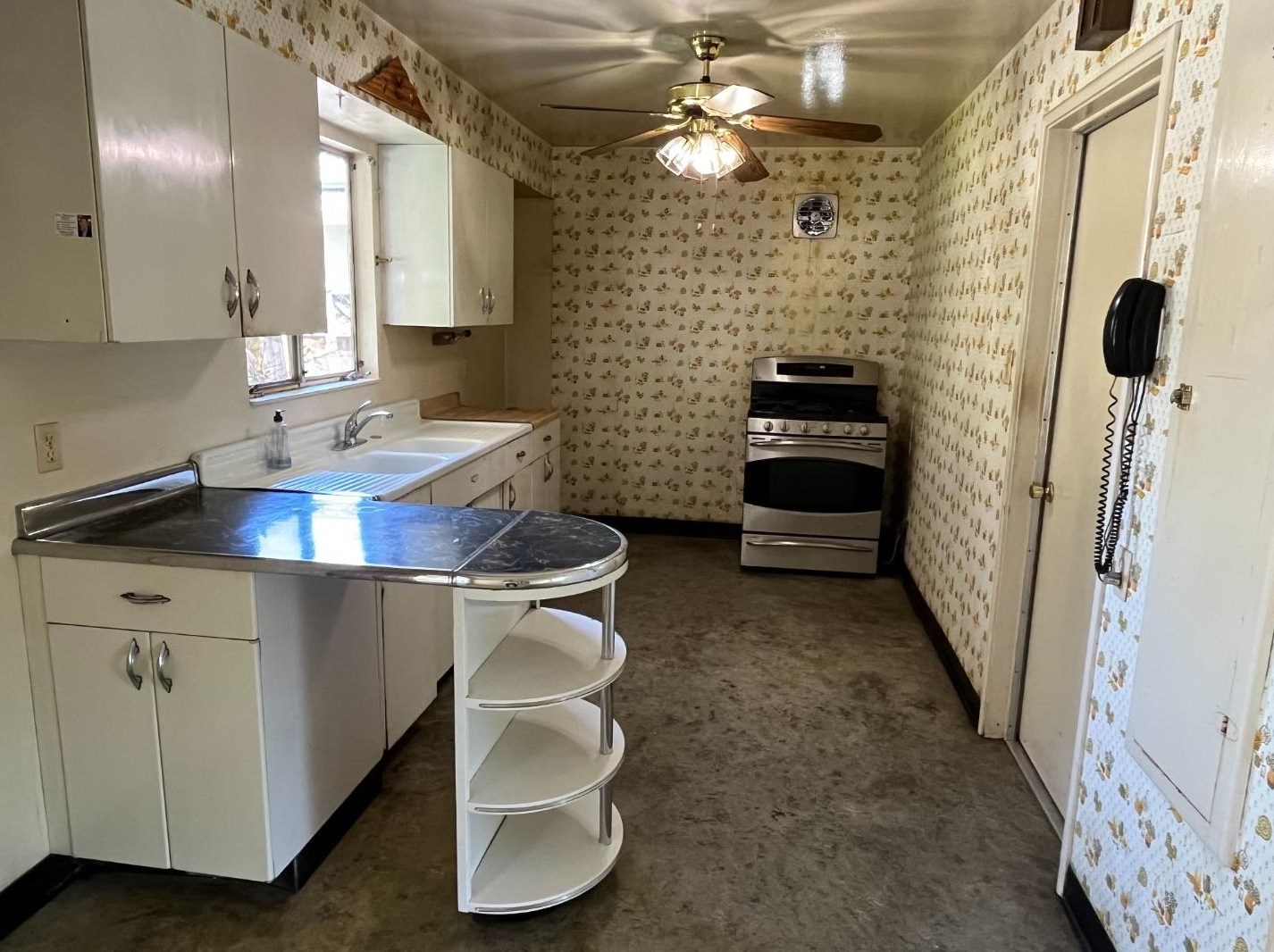 573 Worley Ave, Sunnyvale, CA 94085-3738