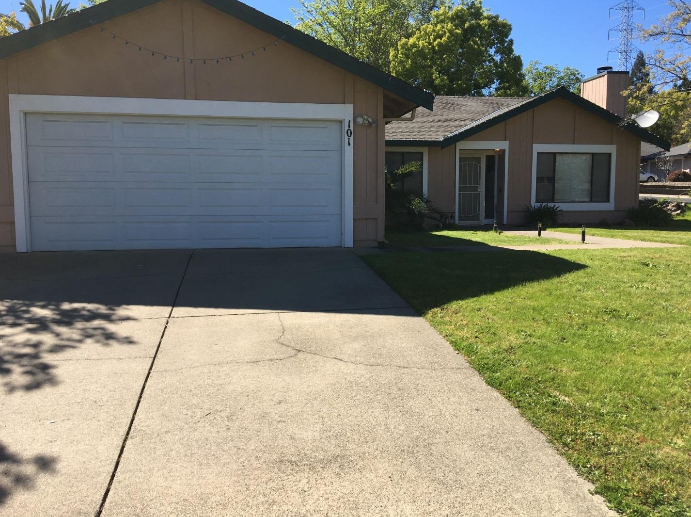 101 Gallagher Ct, Folsom, CA 95630