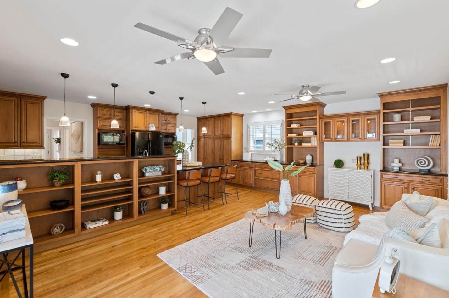 415 Elder Ave, Millbrae CA  94030-2432 exterior