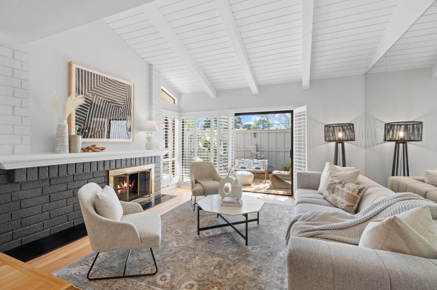 33 Admiralty Pl, Redwood City, CA 94065-1273