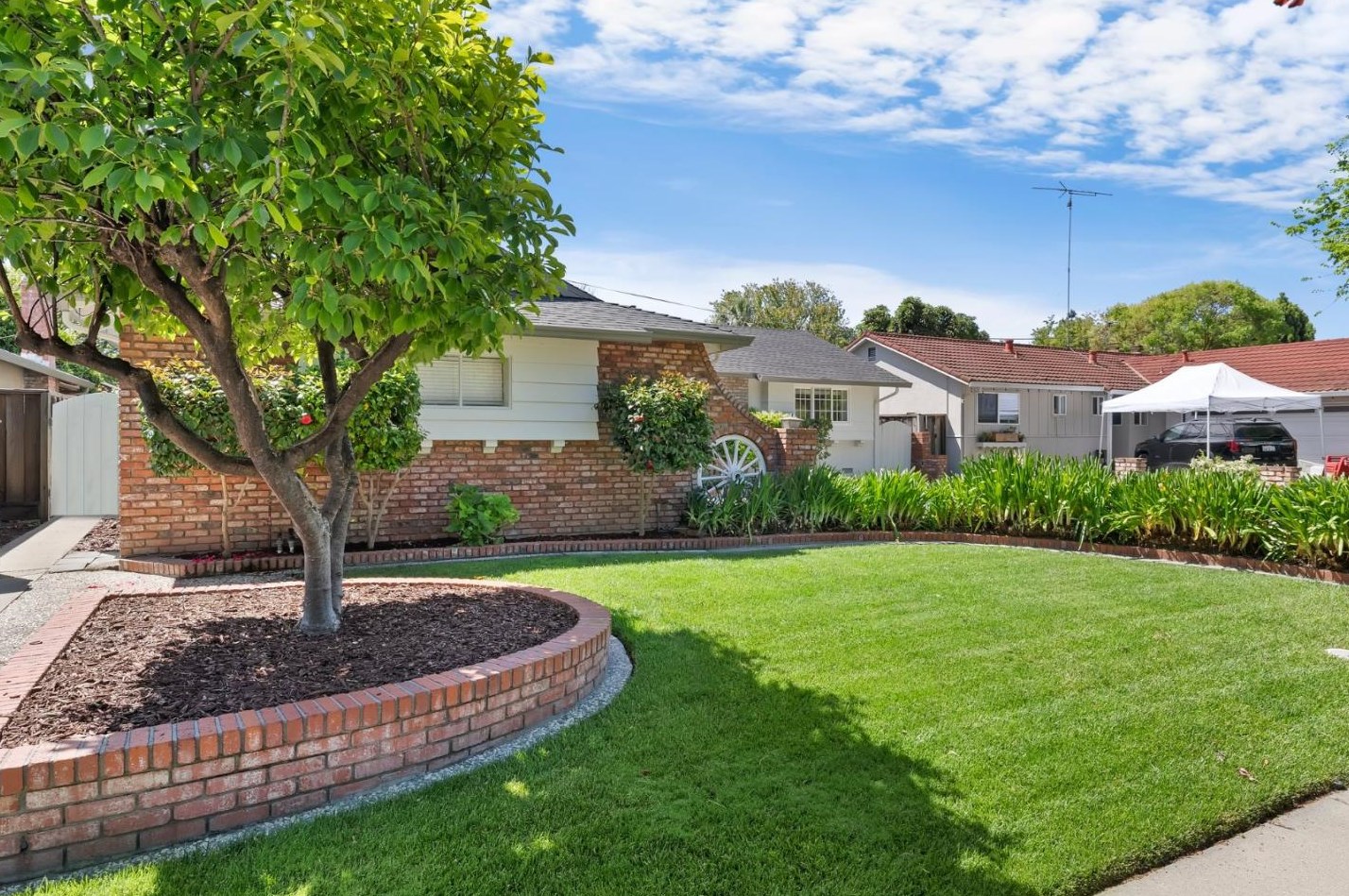 1514 Willowgate Dr, San Jose, CA 95118-1654