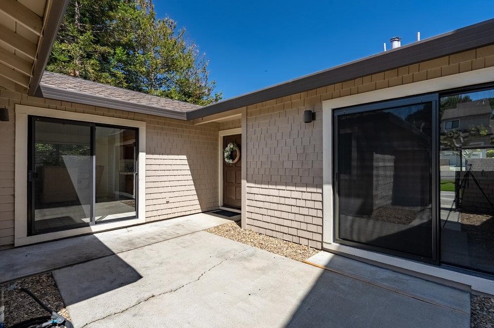 41 Joes Ln, Hollister, CA 95023