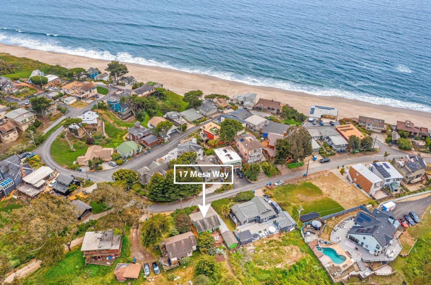 17 Mesa Way, Watsonville, CA 95076-9656