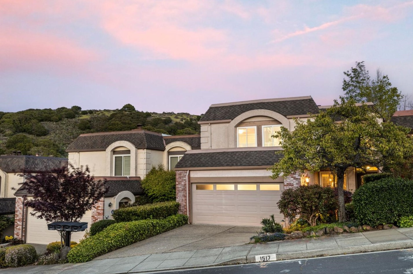 1517 De Anza Blvd, San Mateo, CA 94403-3940