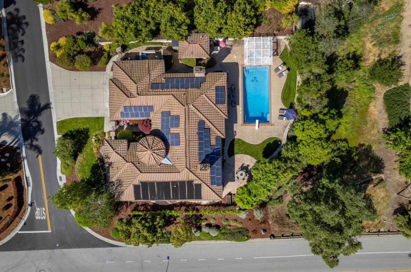 2365 Stonecress St, Gilroy, CA 95020-8428