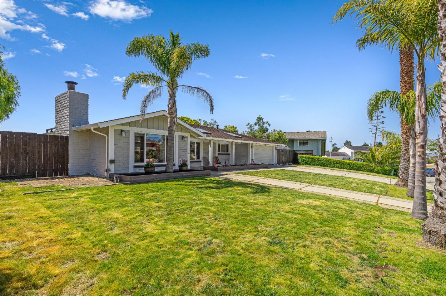 121 Pinehurst Way, Aptos, CA 95003-5746
