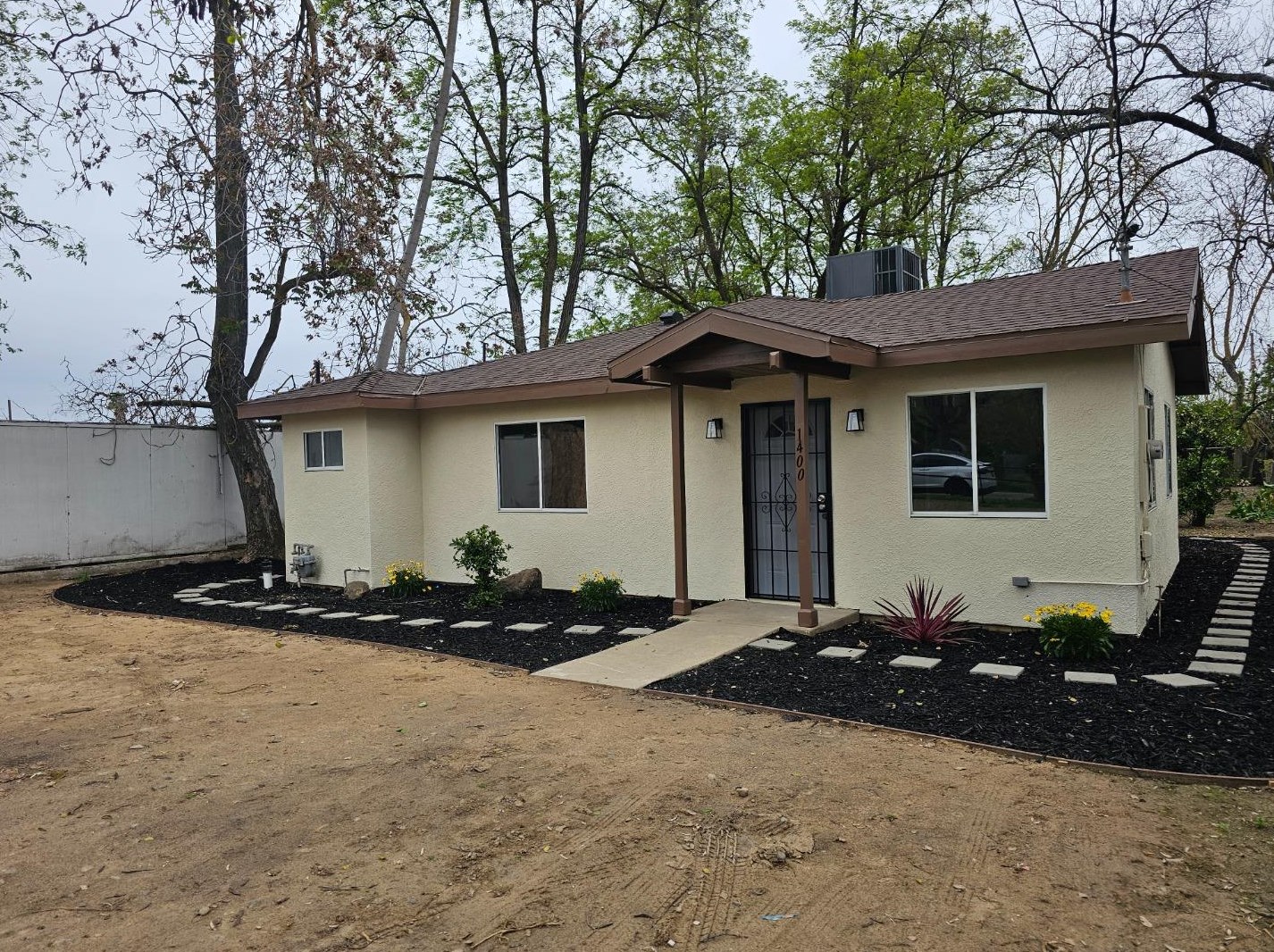 1400 Ritsch Ln, Modesto, CA 95351-2458
