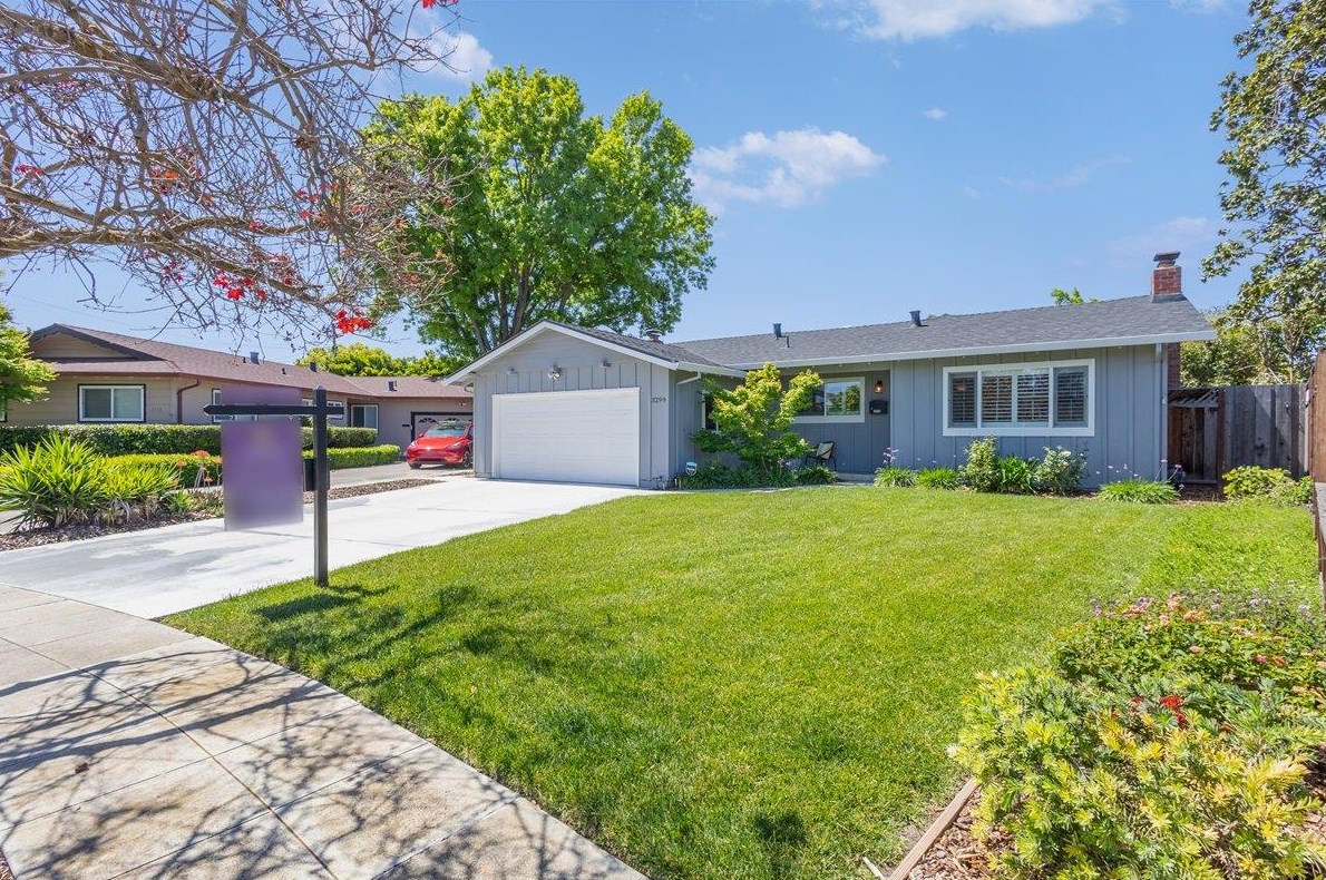 3299 Woodcrest Dr, San Jose, CA 95118-1451
