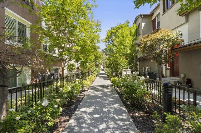 519 Suez Ter, Sunnyvale, CA 94089-2158
