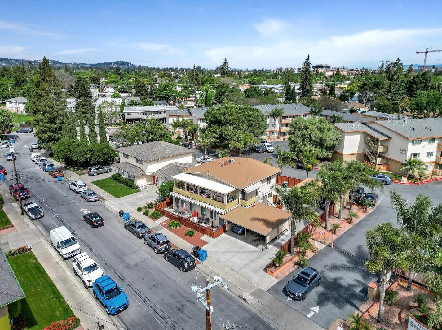 1479 Hess Rd, Redwood City, CA 94061-3188